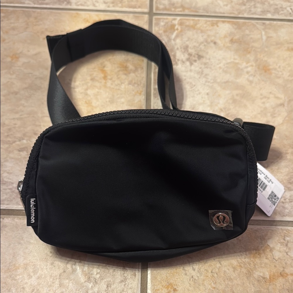 Lululemon belt bag